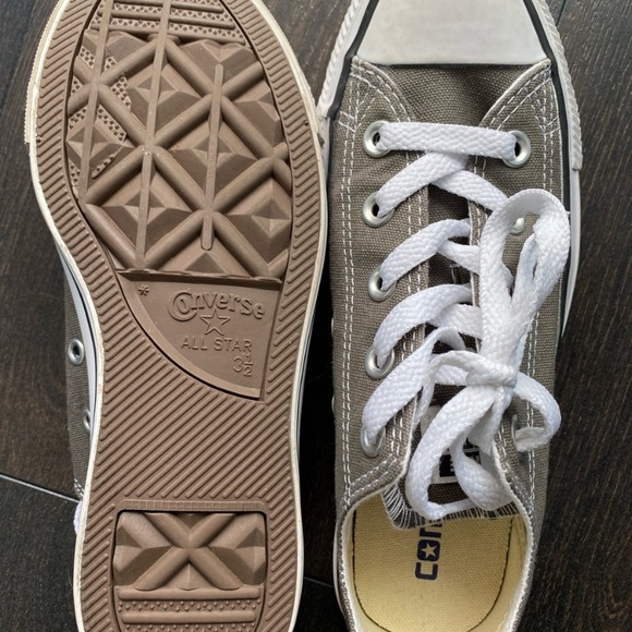 Dark Grey Converse All Star Size 3.5 Unisex (5.5 U.S. Women’s) - Picture 4 of 5